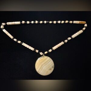 Elegant Agate Bead Aztec Sun God Medallion Necklace